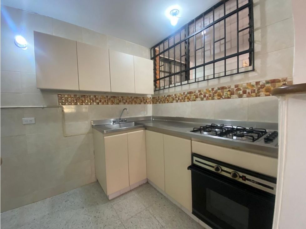 Apartamento en arriendo Antioquia Envigado La Orquídea 58 m2 Habitaciones 2 Baños 1 Garajes 1 Precio $2500000