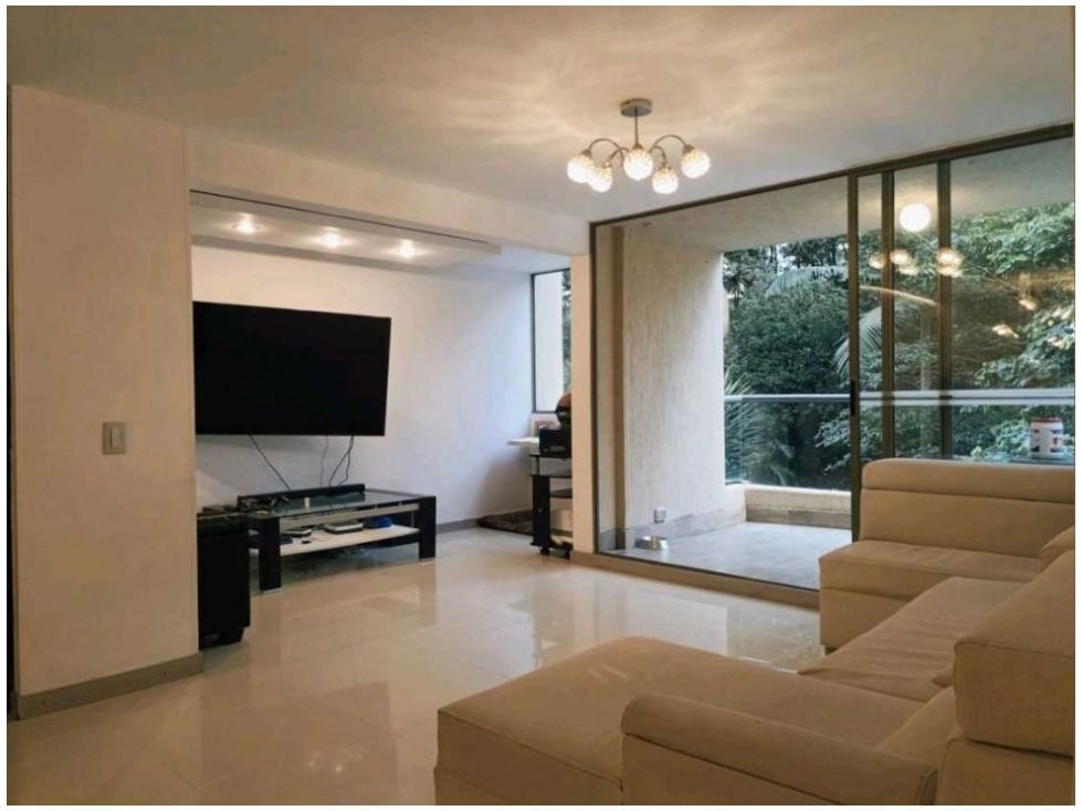 Apartamento en venta Antioquia Medellín Loma De Los Bernal 91 m2 Habitaciones 3 Baños 2 Garajes 2 Precio $770000000