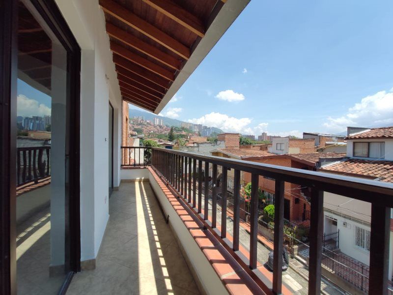 Apartamento en venta Antioquia Medellín Santa Lucia 114 m2 Habitaciones 4 Baños 2 Garajes 0 Precio $420000000