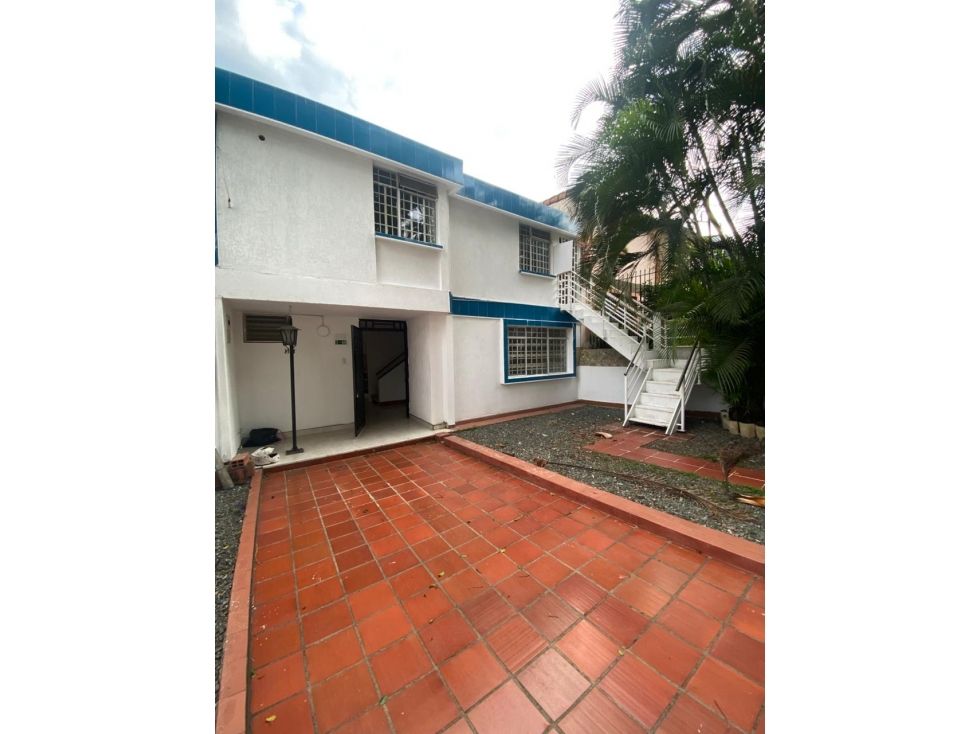 Casa en arriendo Valle Del Cauca Cali San Fernando Nuevo 212 m2 Habitaciones 6 Baños 3 Garajes 1 Precio $3500000