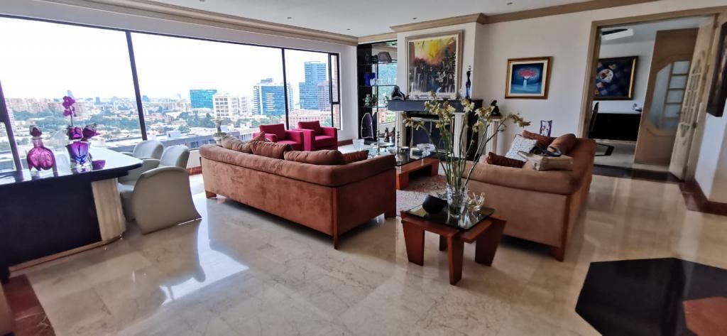 Apartamento en venta Cundinamarca Bogotá Cerros De Santa Barbara 403 m2 Habitaciones 4 Baños 6 Garajes 4 Precio $3350000000