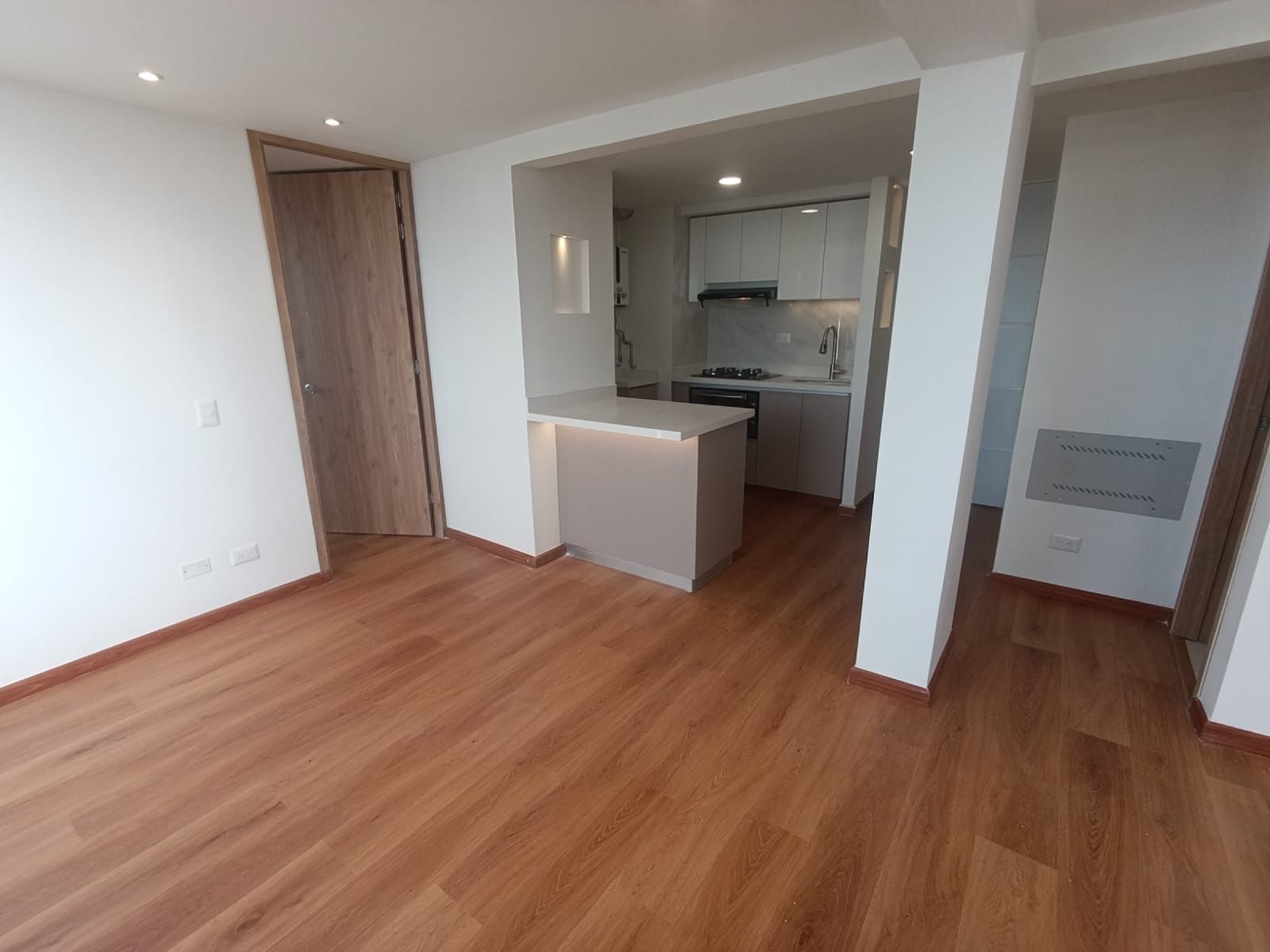 Apartamento en venta Cundinamarca Bogotá Industrial Centenario 40 m2 Habitaciones 1 Baños 2 Garajes 0 Precio $325000000