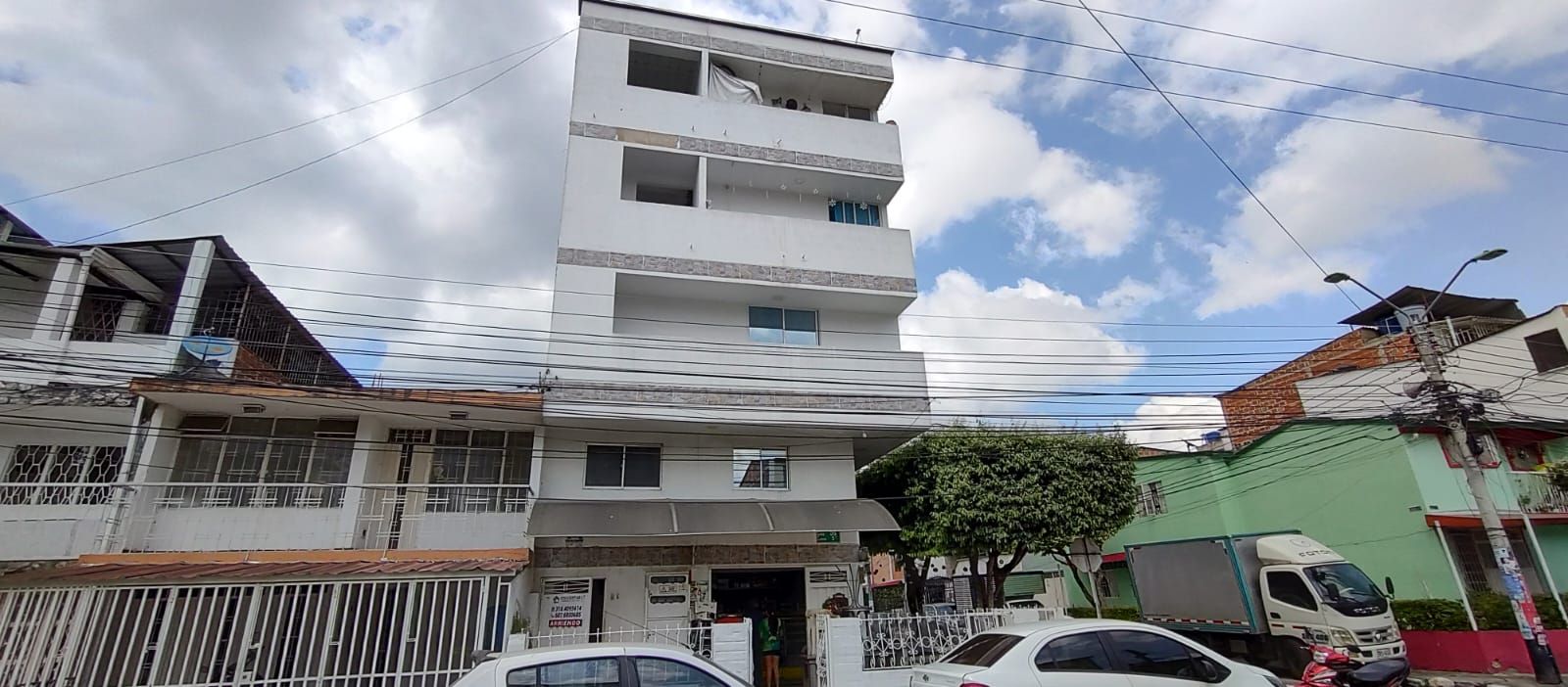 Apartamento en arriendo Santander Bucaramanga Mutis 80 m2 Habitaciones 3 Baños 2 Garajes 0 Precio $1300000