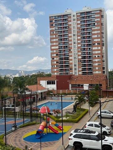 Apartamento en venta Santander Floridablanca El Recreo 83 m2 Habitaciones 3 Baños 2 Garajes 2 Precio $485000000