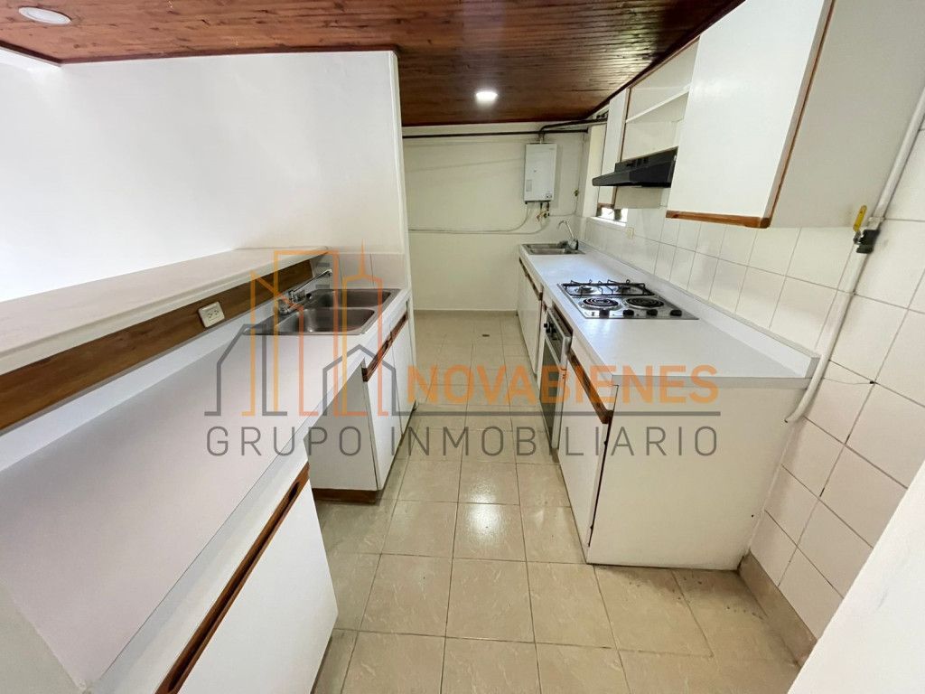 Apartamento en arriendo Antioquia Medellín Diego Echavarria 89 m2 Habitaciones 4 Baños 3 Garajes 1 Precio $2600000