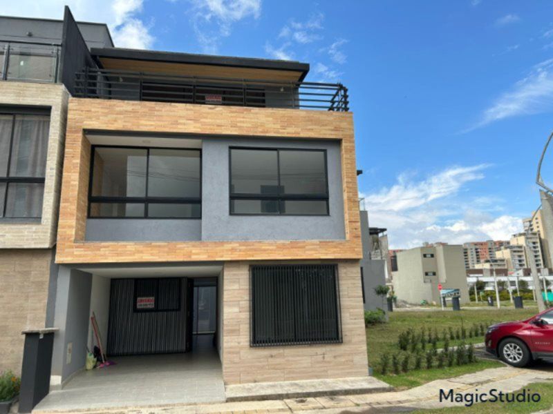 Casa en arriendo Antioquia Rionegro El Porvenir 220 m2 Habitaciones 4 Baños 4 Garajes 0 Precio $6800000