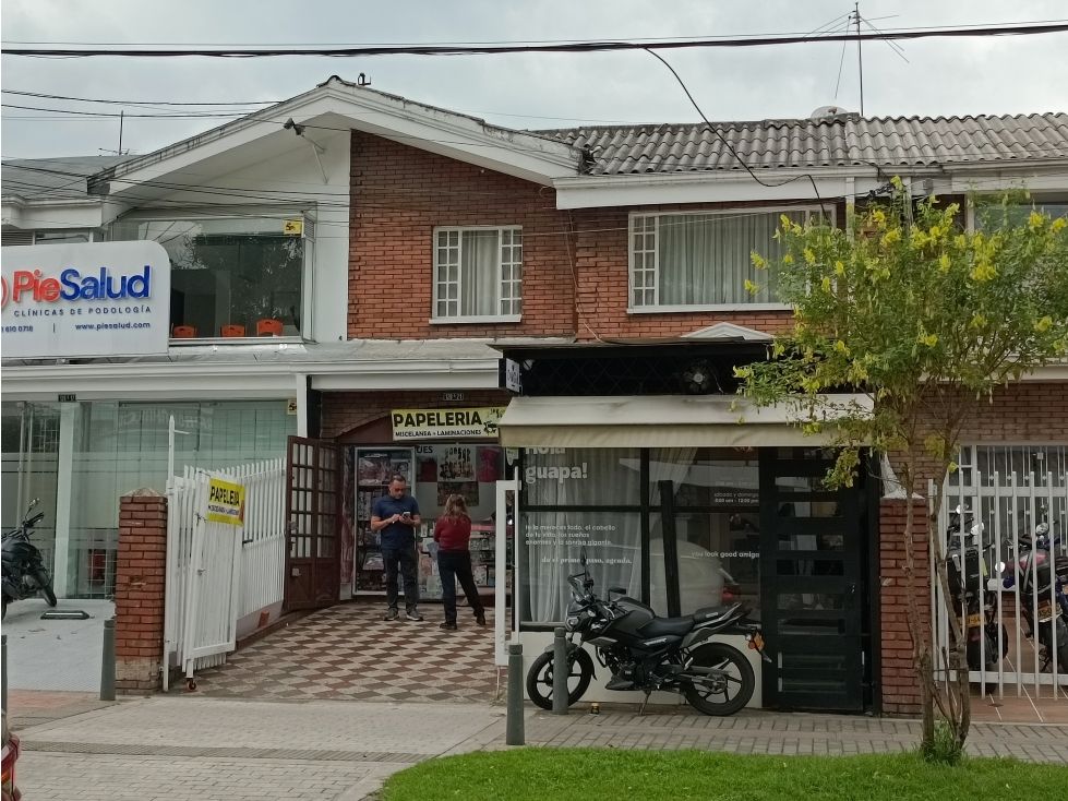 Lote en venta Cundinamarca Bogotá Las Villas 246 m2 Habitaciones 0 Baños 4 Garajes 1 Precio $1800000000