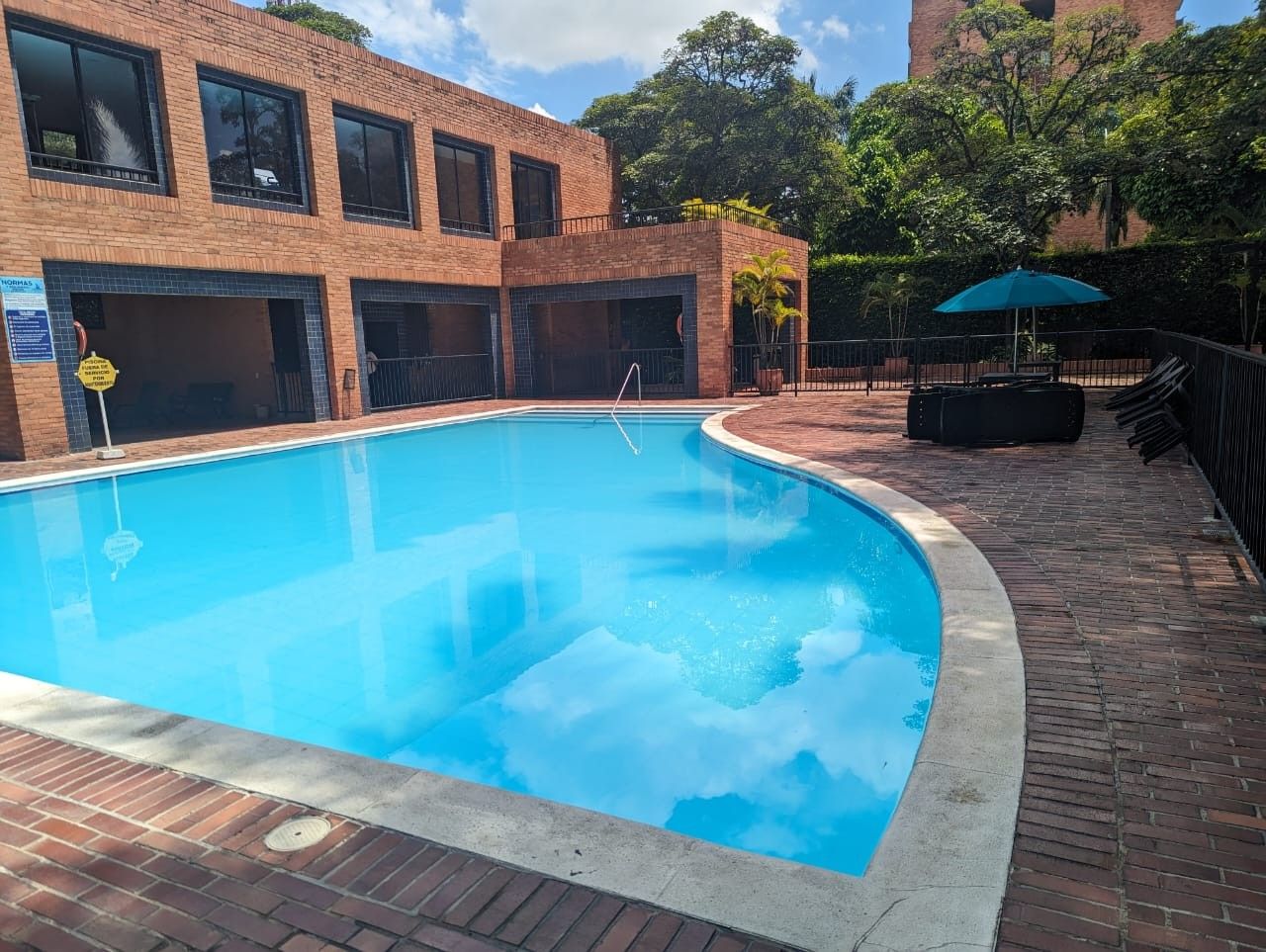 Apartamento en venta Valle Del Cauca Cali El Ingenio 93 m2 Habitaciones 3 Baños 3 Garajes 2 Precio $540000000