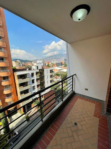Apartaestudio en arriendo Antioquia Medellín Lorena 50 m2 Habitaciones 1 Baños 1 Garajes 1 Precio $2600000