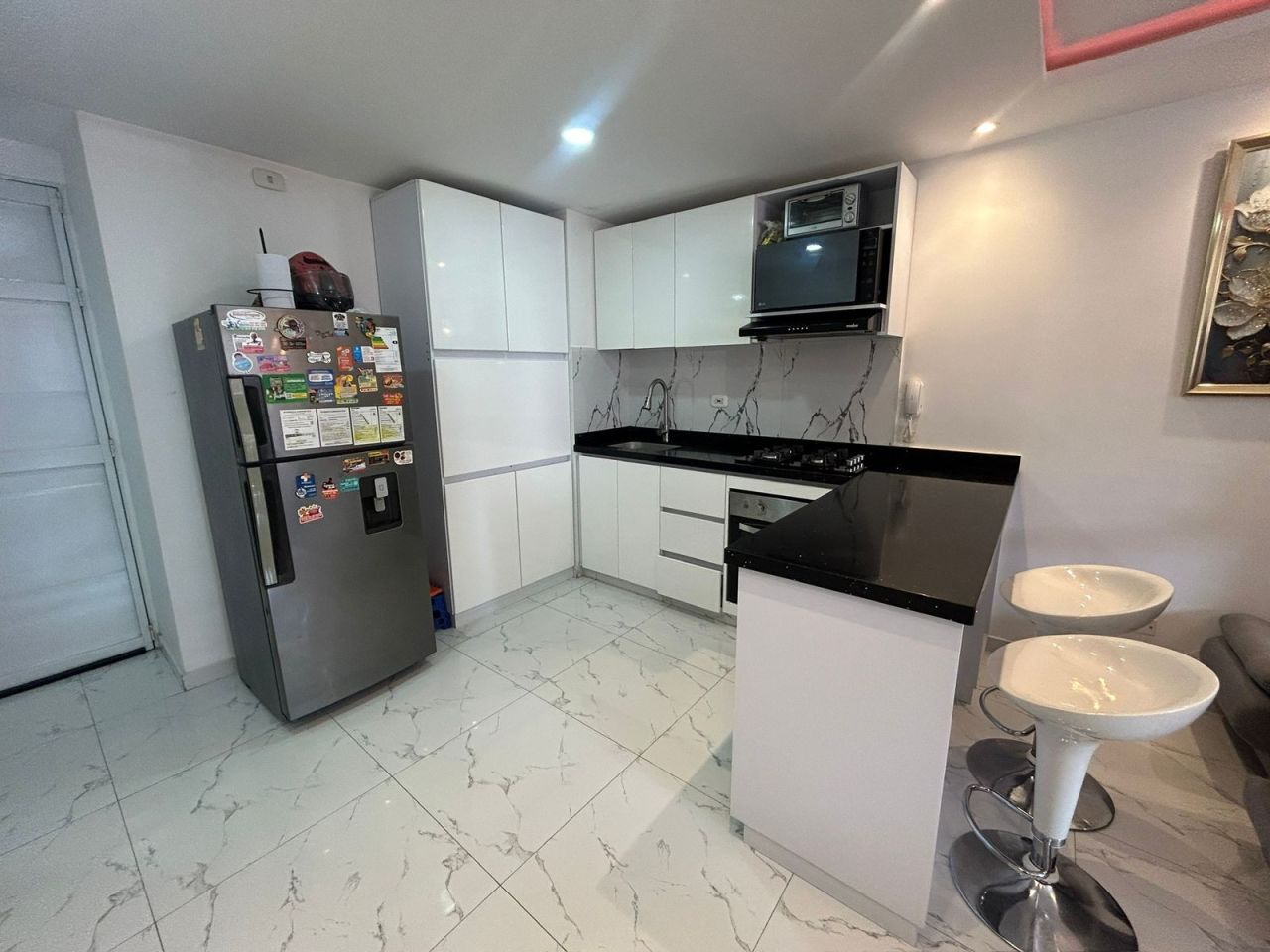 Apartamento en arriendo Valle Del Cauca Cali Lili 70 m2 Habitaciones 2 Baños 2 Garajes 1 Precio $1600000