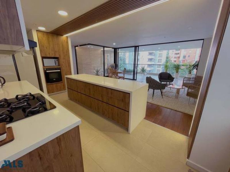 Apartamento en venta Antioquia Medellín Santa Maria De Los Angeles 195 m2 Habitaciones 3 Baños 3 Garajes 3 Precio $2250000000