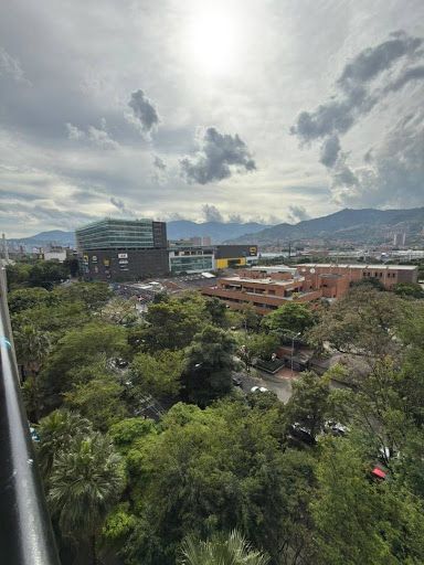 Apartamento en arriendo Antioquia Envigado Portal Del Valle 85 m2 Habitaciones 3 Baños 2 Garajes 1 Precio $3700000