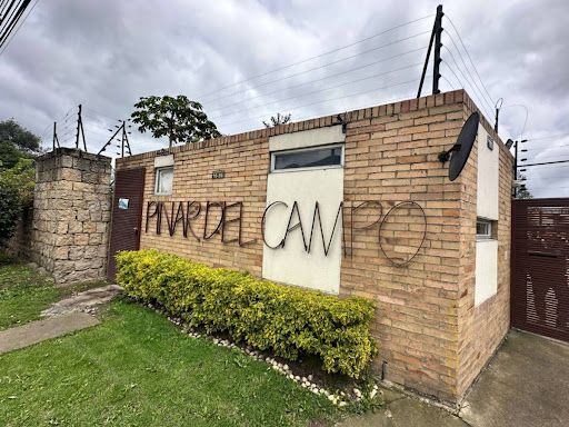 Casa Campestre en venta Cundinamarca Cajicá Cajica 1000 m2 Habitaciones 3 Baños 4 Garajes 2 Precio $1450000000