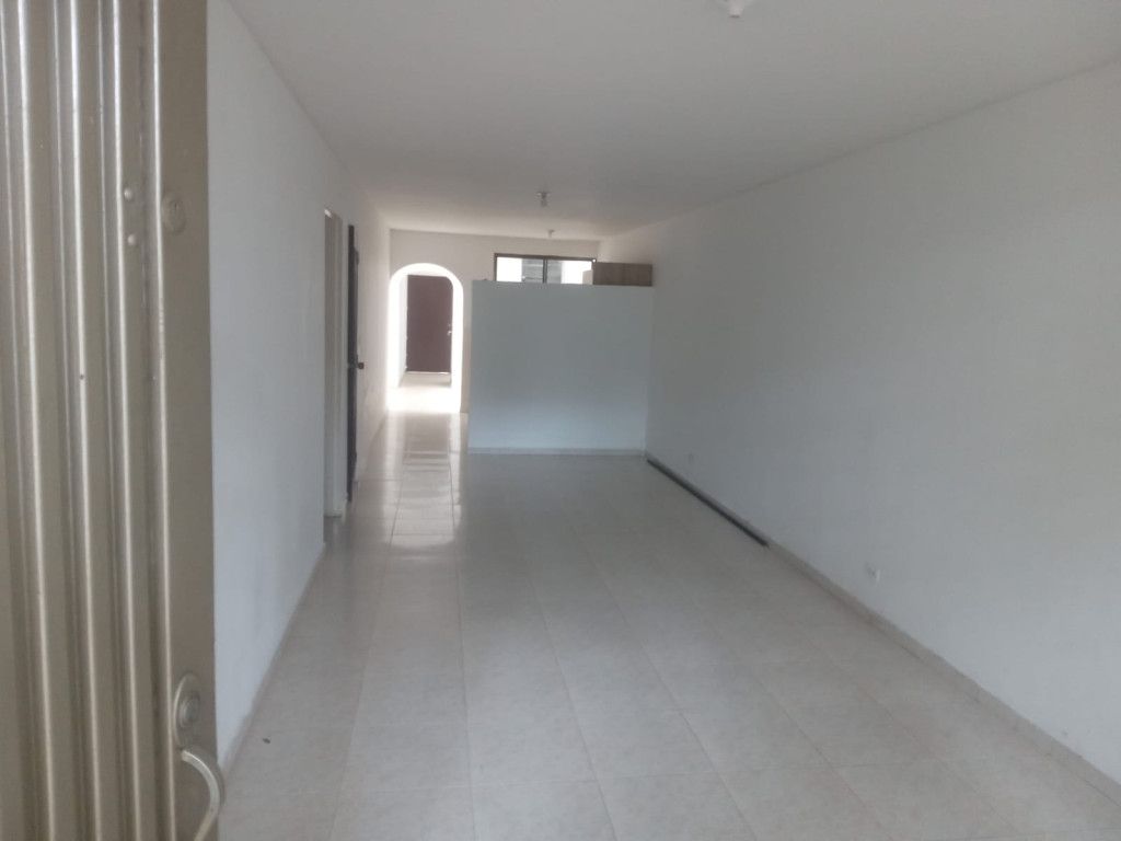 Casa en arriendo Valle Del Cauca Cali Urbanización Nueva Granada 170 m2 Habitaciones 4 Baños 3 Garajes 1 Precio $2000000