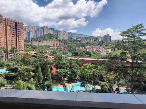 Apartamento en arriendo Antioquia Medellín Calasanz Parte Alta 75 m2 Habitaciones 3 Baños 2 Garajes 1 Precio $3000000
