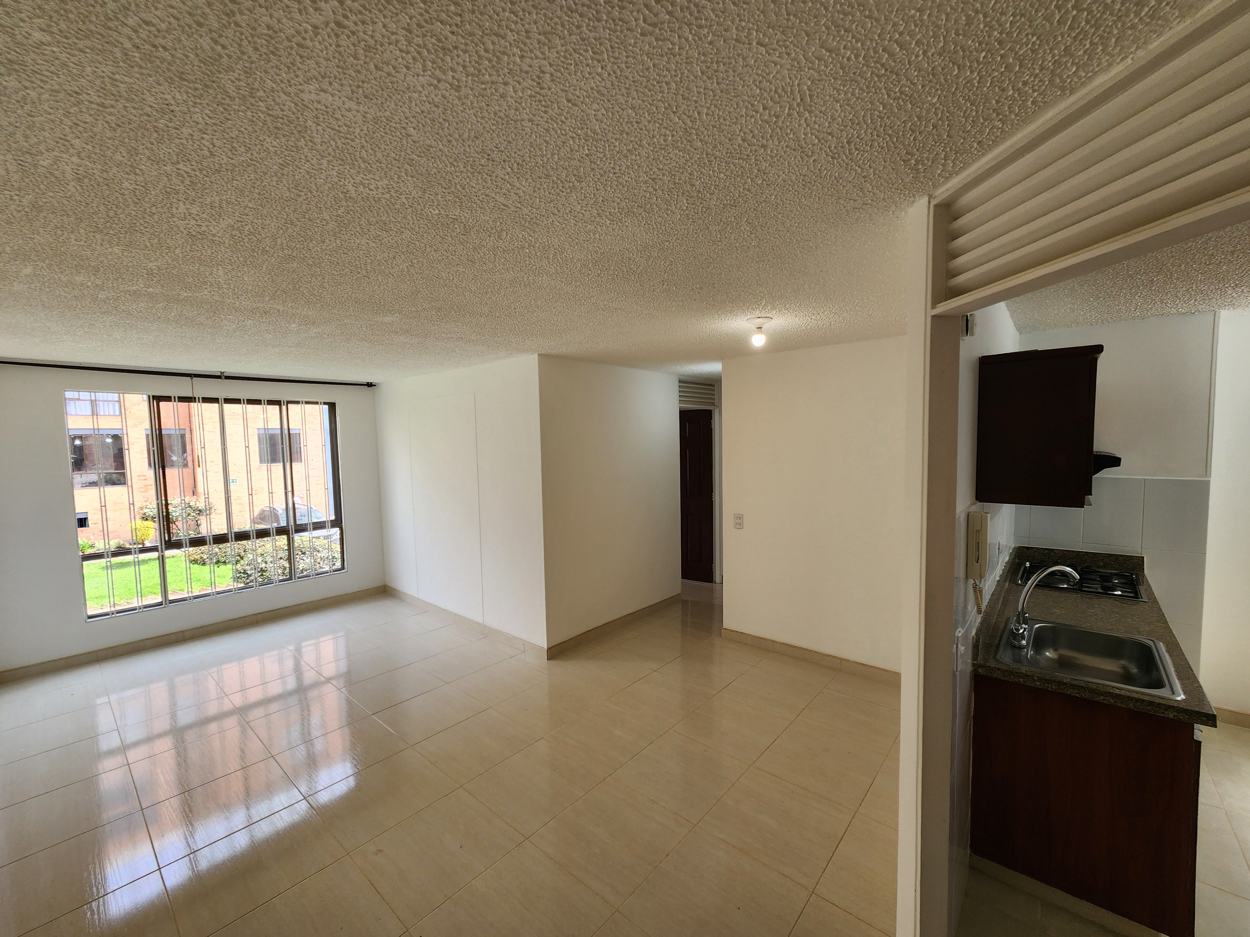 Apartamento en venta Cundinamarca Bogotá Hipodromo De Techo Et Ii 59 m2 Habitaciones 3 Baños 1 Garajes 1 Precio $356000000