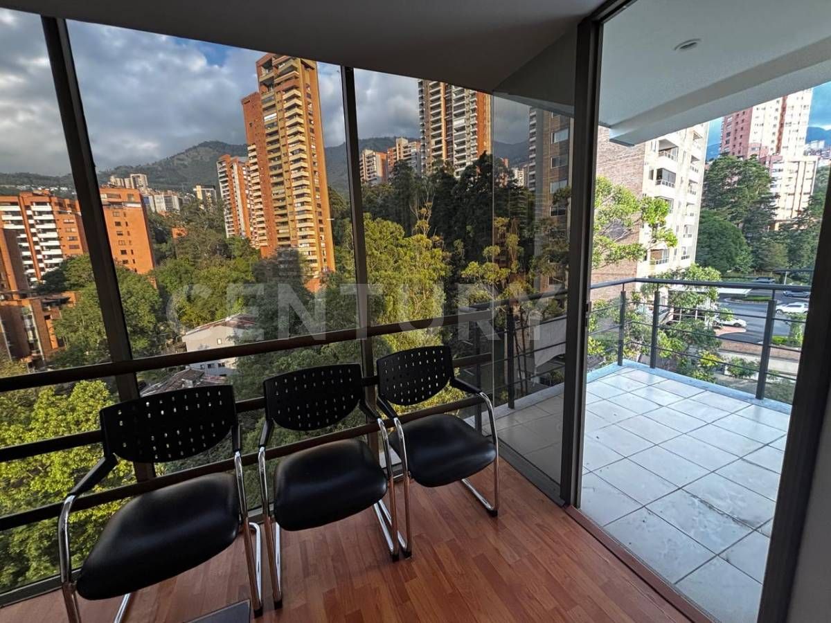 Oficina en arriendo Antioquia Medellín Las Lomas No1 54 m2 Habitaciones 0 Baños 2 Garajes 1 Precio $4900000
