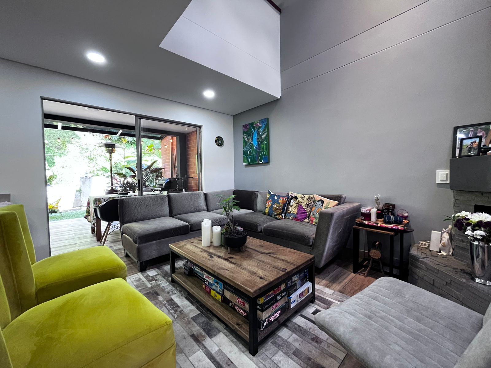 Casa en venta Antioquia Envigado La Sebastiana 212 m2 Habitaciones 3 Baños 4 Garajes 4 Precio $1670000000