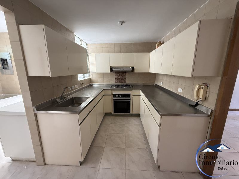 Casa en arriendo Antioquia Medellín Asomadera No1 250 m2 Habitaciones 3 Baños 4 Garajes 1 Precio $6500000