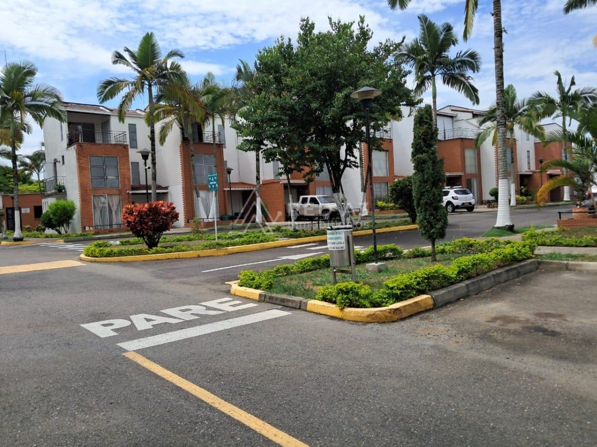 Casa en venta Risaralda Pereira Ur Quintas De Los Robles 128 m2 Habitaciones 3 Baños 3 Garajes 1 Precio $480000000