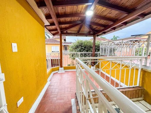 Casa en venta Santander Floridablanca Cr Versalles Ii 120 m2 Habitaciones 4 Baños 4 Garajes 1 Precio $670000000