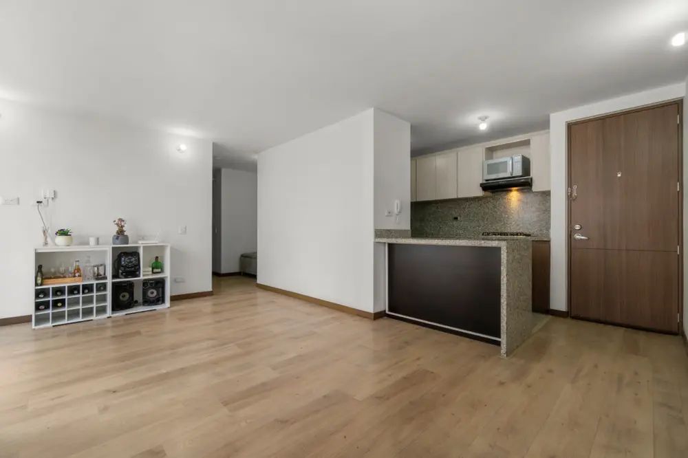 Apartamento en venta Cundinamarca Bogotá El Plan 70 m2 Habitaciones 3 Baños 2 Garajes 1 Precio $314993000