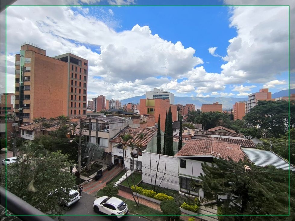 Apartamento en venta Antioquia Medellín Miravalle 110 m2 Habitaciones 3 Baños 2 Garajes 1 Precio $840000000