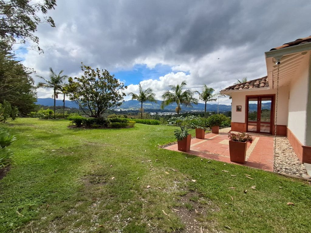 Finca en arriendo Antioquia Rionegro Rionegro 250 m2 Habitaciones 3 Baños 3 Garajes 1 Precio $6000000