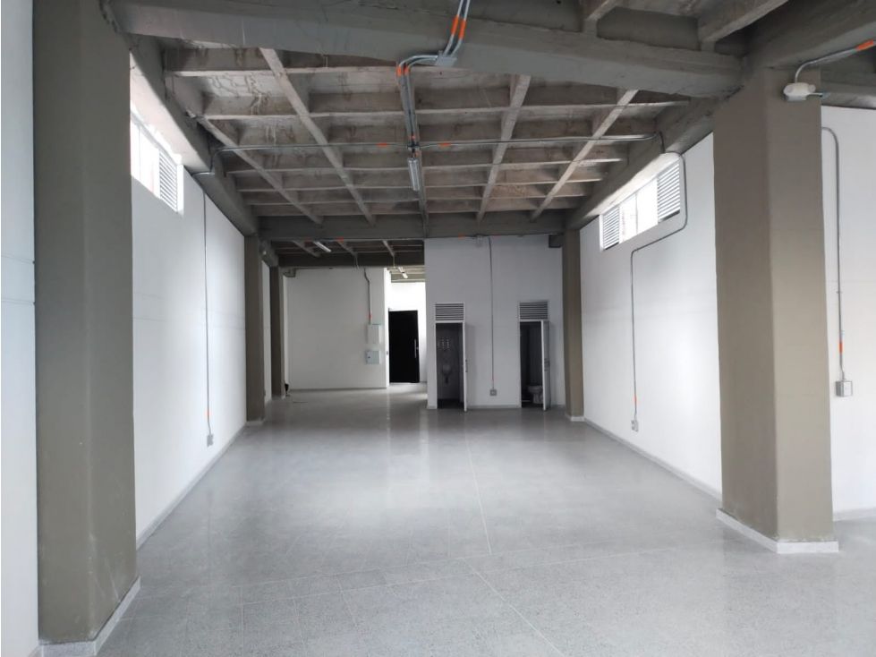 Bodega en arriendo Antioquia Medellín San Bernardo 180 m2 Habitaciones 0 Baños 2 Garajes 0 Precio $8925000
