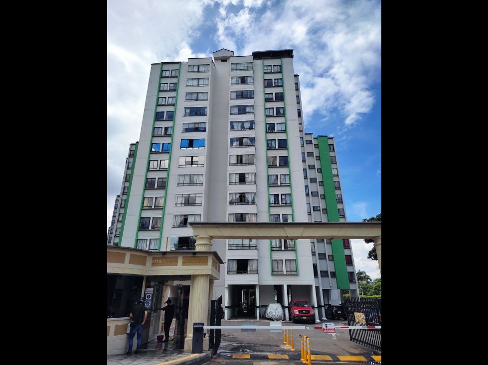 Apartamento en venta Santander Bucaramanga Urbanización Calle Real 75 m2 Habitaciones 3 Baños 3 Garajes 1 Precio $380000000