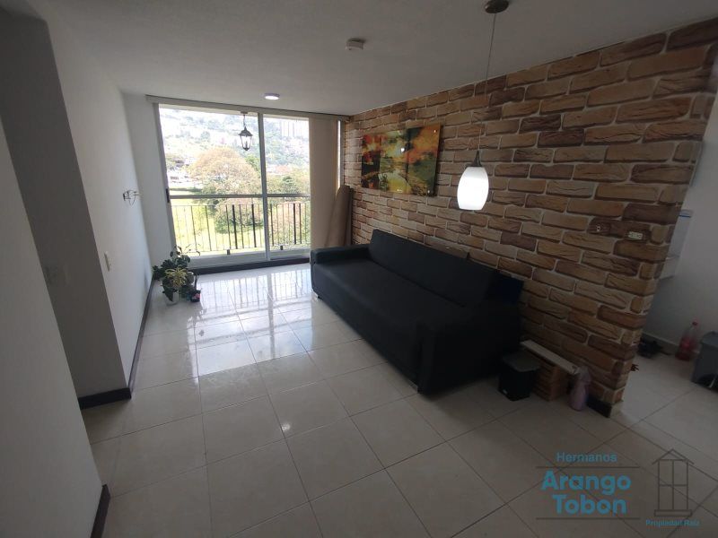 Apartamento en arriendo Antioquia Medellín San Javier No1 60 m2 Habitaciones 3 Baños 3 Garajes 1 Precio $2400000