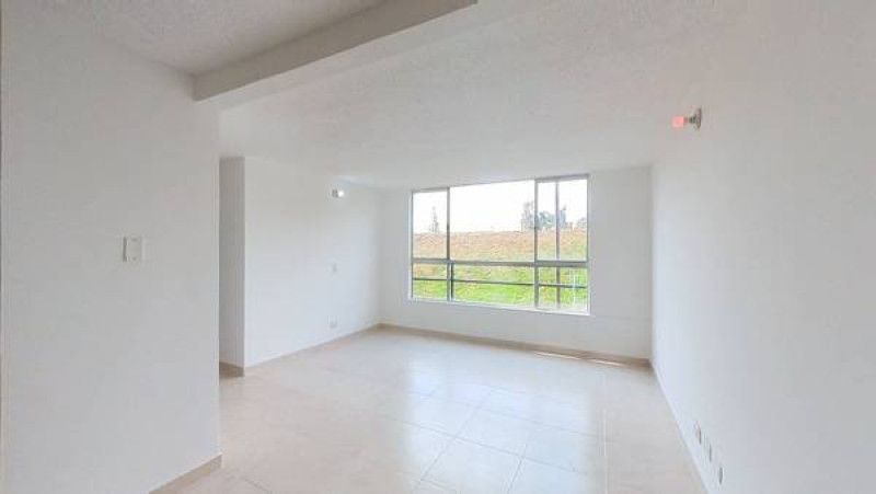 Inmuebles en Remate Apartamento en venta Cundinamarca Soacha Cr Rosal 51 m2 Habitaciones 3 Baños 2 Garajes 0 Precio $165000000