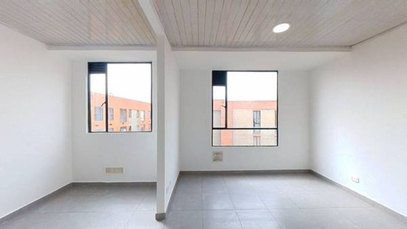 Inmuebles en Remate Apartamento en venta Cundinamarca Soacha Cr Dazia 41 m2 Habitaciones 2 Baños 1 Garajes 0 Precio $137000000