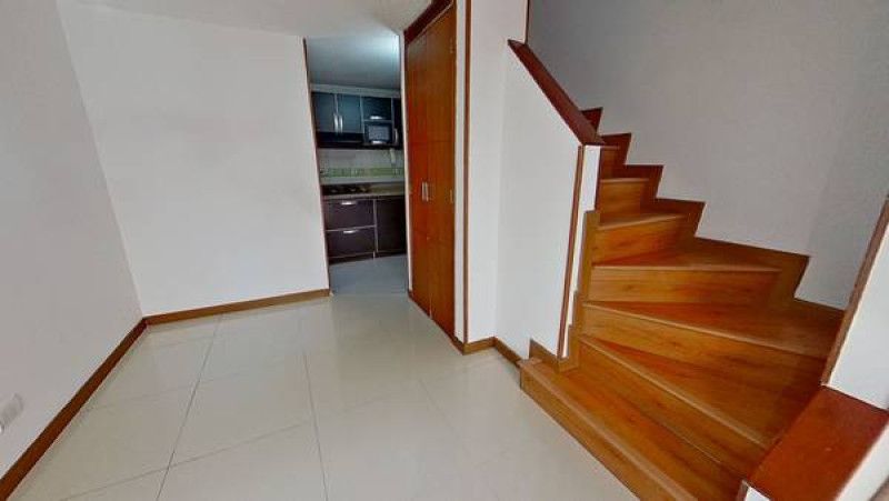 Inmuebles en Remate Casa en venta Cundinamarca Bogotá San Antonio Nor - Occidental 70 m2 Habitaciones 3 Baños 2 Garajes 1 Precio $355000000