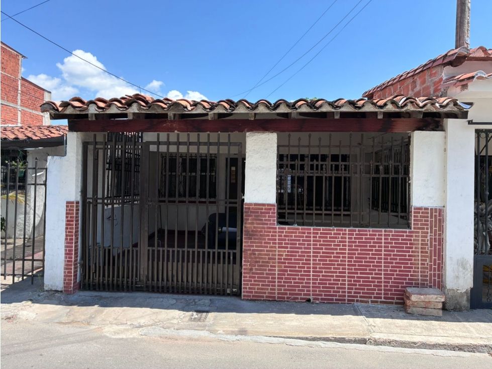 Casa en arriendo Santander Girón Girón 100 m2 Habitaciones 4 Baños 1 Garajes 1 Precio $1250000