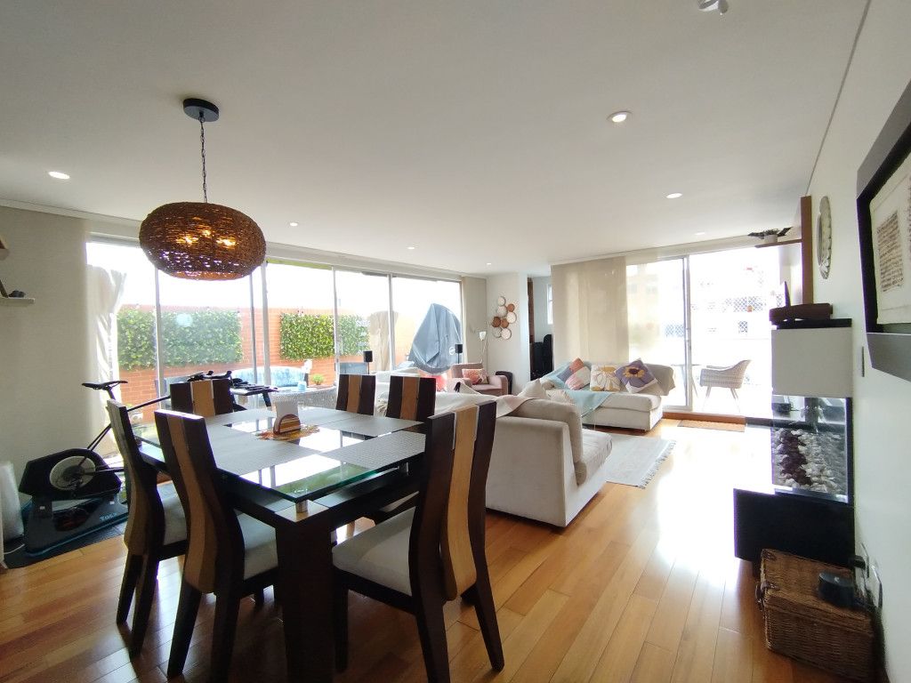 Apartamento en arriendo Cundinamarca Bogotá San Patricio 134 m2 Habitaciones 3 Baños 3 Garajes 2 Precio $12446000