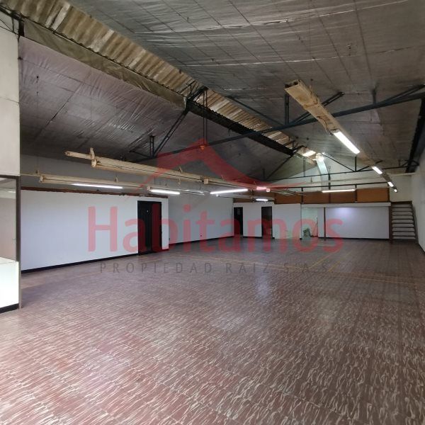Bodega en arriendo Antioquia Itagüí Centro 230 m2 Habitaciones 0 Baños 2 Garajes 0 Precio $5900000