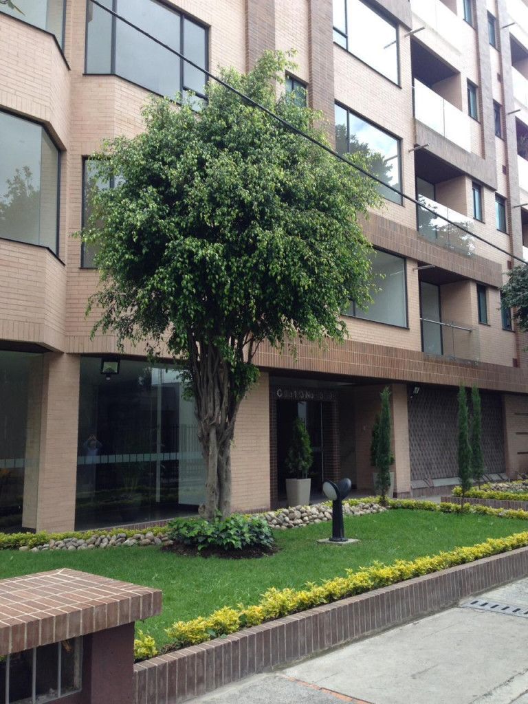 Apartaestudio en arriendo Cundinamarca Bogotá Santa Barbara Occidental 40 m2 Habitaciones 1 Baños 1 Garajes 1 Precio $2850000