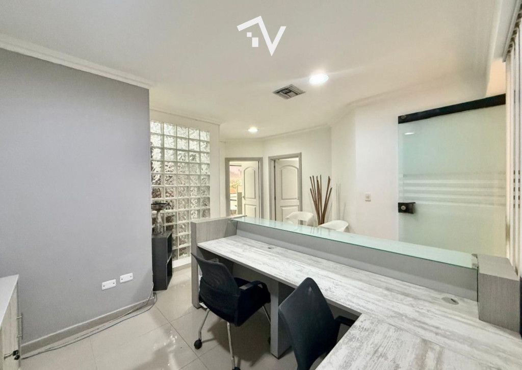 Oficina en arriendo Atlántico Barranquilla Altos Del Prado 71 m2 Habitaciones 0 Baños 1 Garajes 2 Precio $4456000