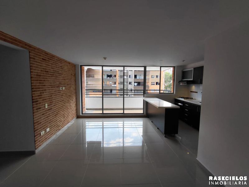 Apartamento en arriendo Antioquia Medellín La Mota 72 m2 Habitaciones 3 Baños 2 Garajes 1 Precio $3600000