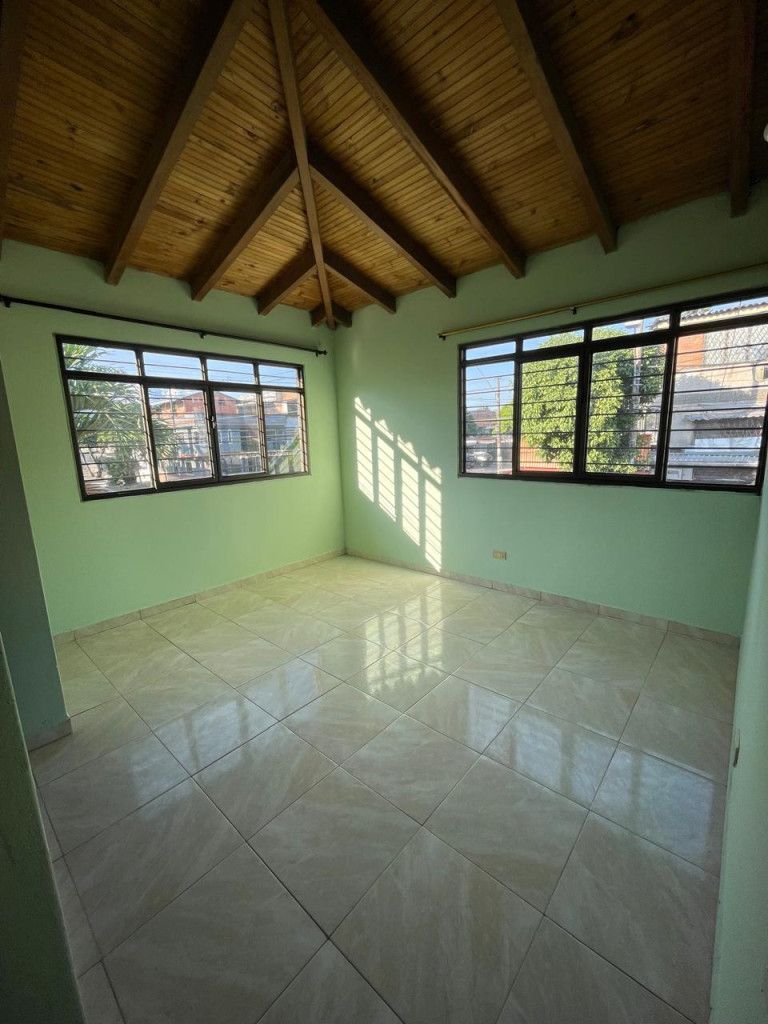 Apartamento en arriendo Valle Del Cauca Cali San Cristobal 60 m2 Habitaciones 2 Baños 2 Garajes 0 Precio $990000