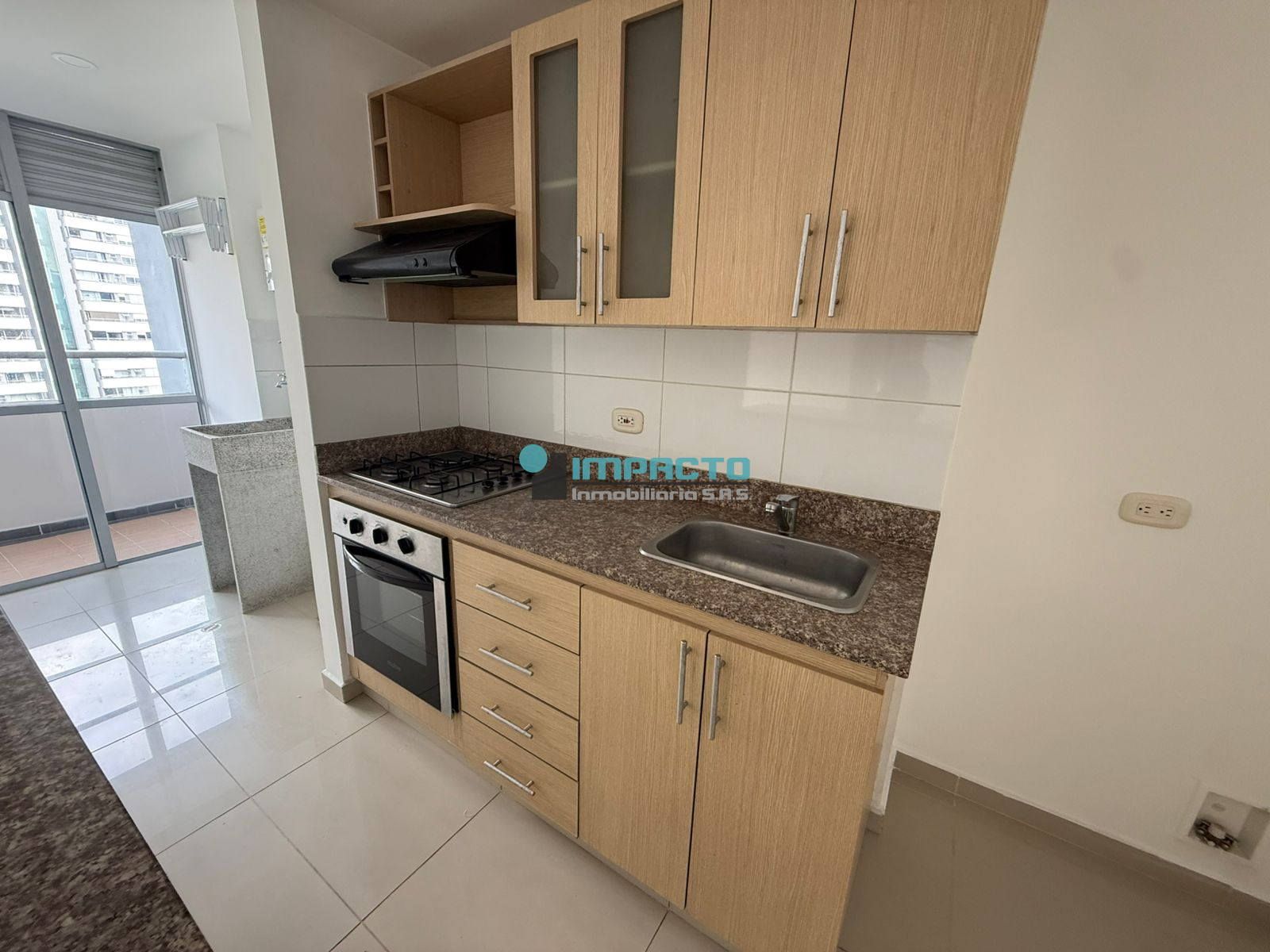 Apartamento en arriendo Antioquia Medellín Asomadera No 1 76 m2 Habitaciones 3 Baños 2 Garajes 1 Precio $3800000