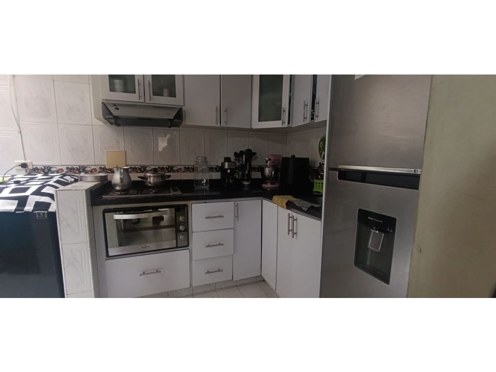 Casa en venta Cundinamarca Bogotá Cantalejo 67 m2 Habitaciones 3 Baños 2 Garajes 1 Precio $380000000