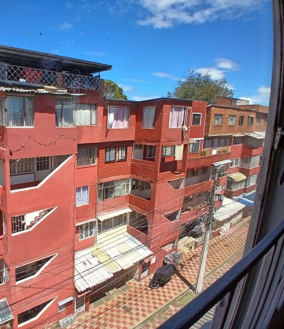 Apartamento en venta Cundinamarca Bogotá Ciudad Bachue Et I 97 m2 Habitaciones 5 Baños 2 Garajes 0 Precio $310000000