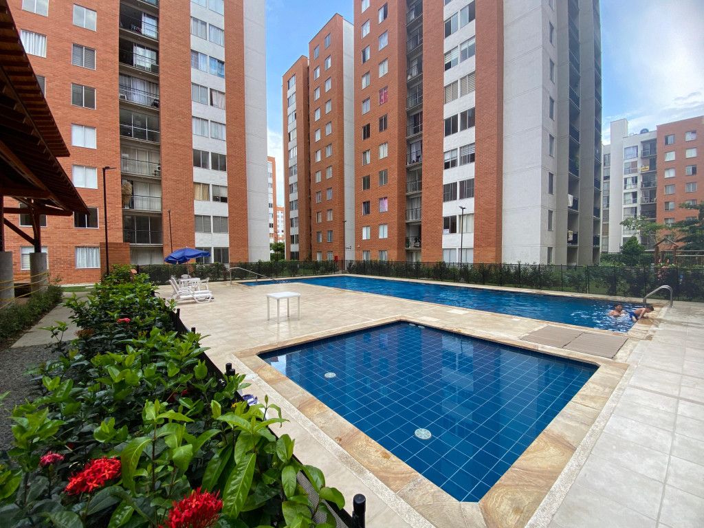 Apartamento en arriendo Valle Del Cauca Cali Conjunto Residencial Reserva De Melendez 65 m2 Habitaciones 2 Baños 2 Garajes 1 Precio $1720000