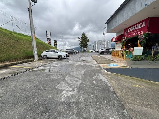 Local en arriendo Risaralda Dosquebradas Molivento 8 m2 Habitaciones 0 Baños 0 Garajes 0 Precio $1500000