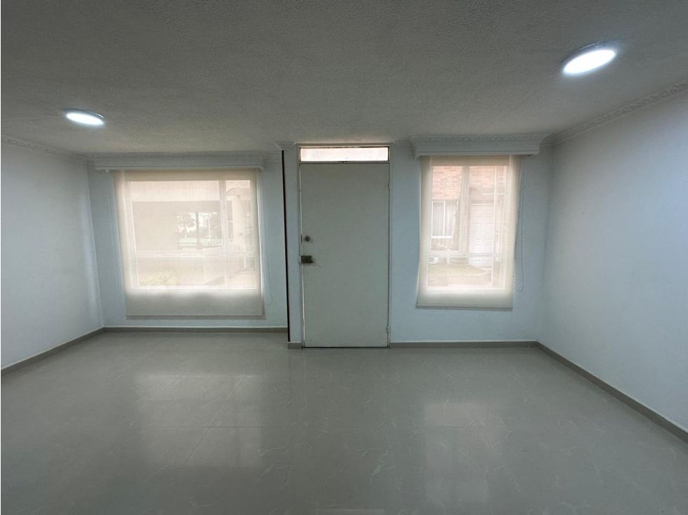 Casa en venta Cundinamarca Bogotá Cr Quintas De San Pedro Et Iii 73 m2 Habitaciones 3 Baños 2 Garajes 1 Precio $450000000