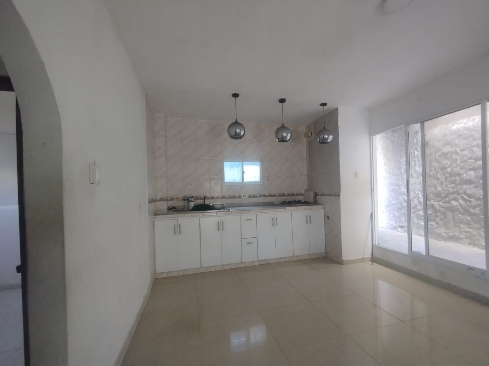 Casa en arriendo Atlántico Puerto Colombia Costa Azul 82 m2 Habitaciones 2 Baños 1 Garajes 1 Precio $1200000