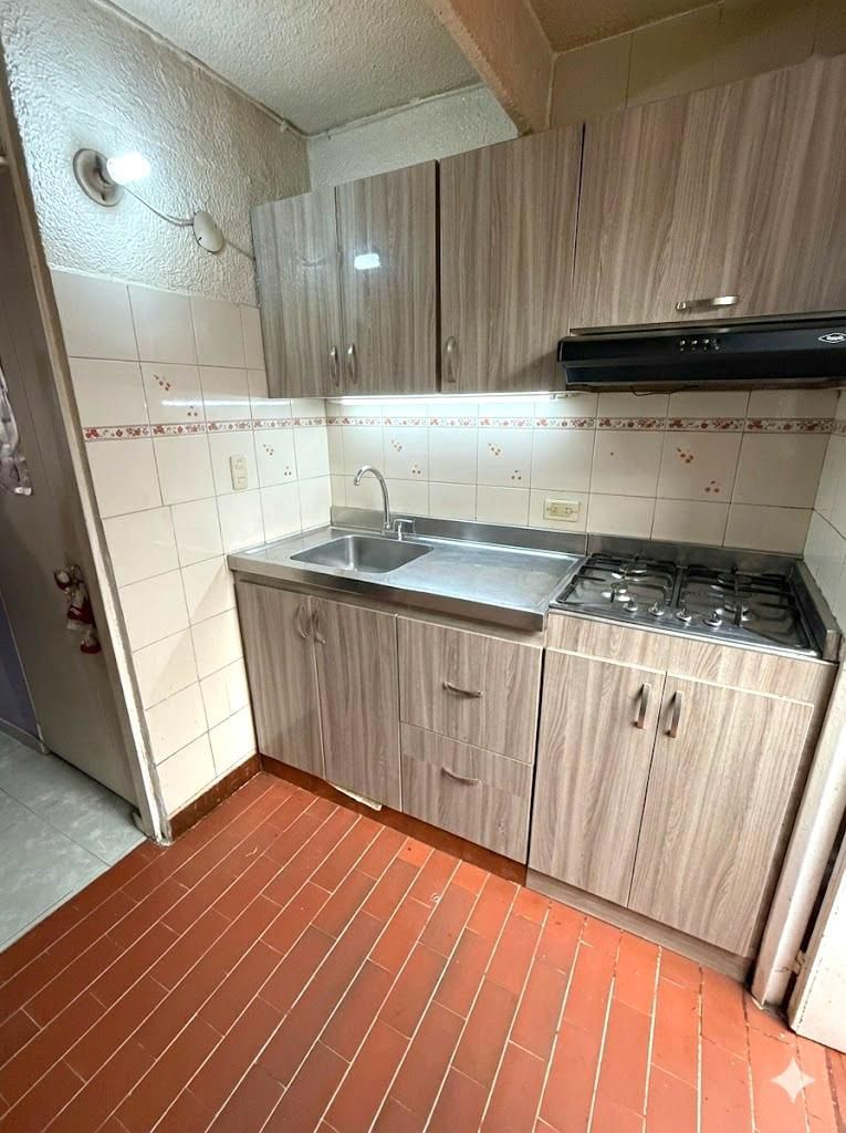 Casa en venta Cundinamarca Bogotá Maratu 73 m2 Habitaciones 2 Baños 3 Garajes 1 Precio $360000000