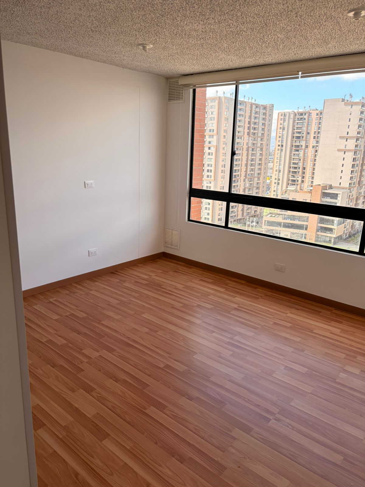 Apartamento en arriendo Cundinamarca Bogotá Montevideo 47 m2 Habitaciones 2 Baños 1 Garajes 0 Precio $1700000